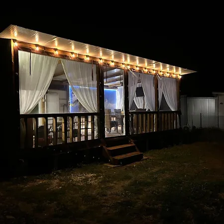 каравана кътче от рая Case de vacanță Țarevo