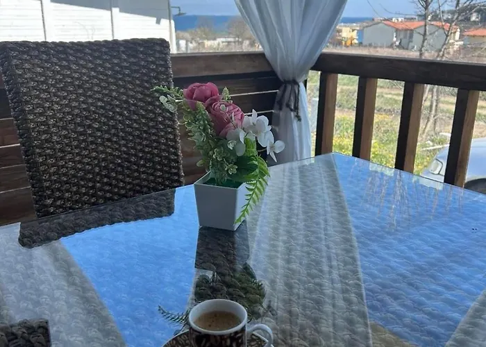 Feriehus каравана кътче от рая Tsarevo